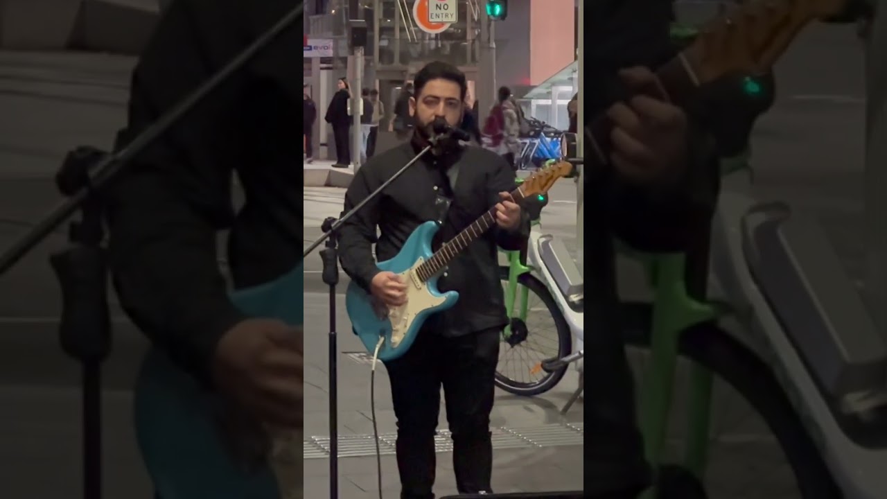 Listen to this Voice In Sydney, Australia. #incredible #streetperformer #supportlocalmusic
