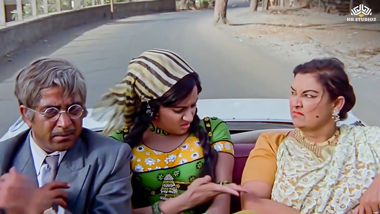 ए मोटी, बार-बार कोना क्यों मार रही है? हाथ तोड़कर रख दूँगा। Hema Malini Comedy Scene