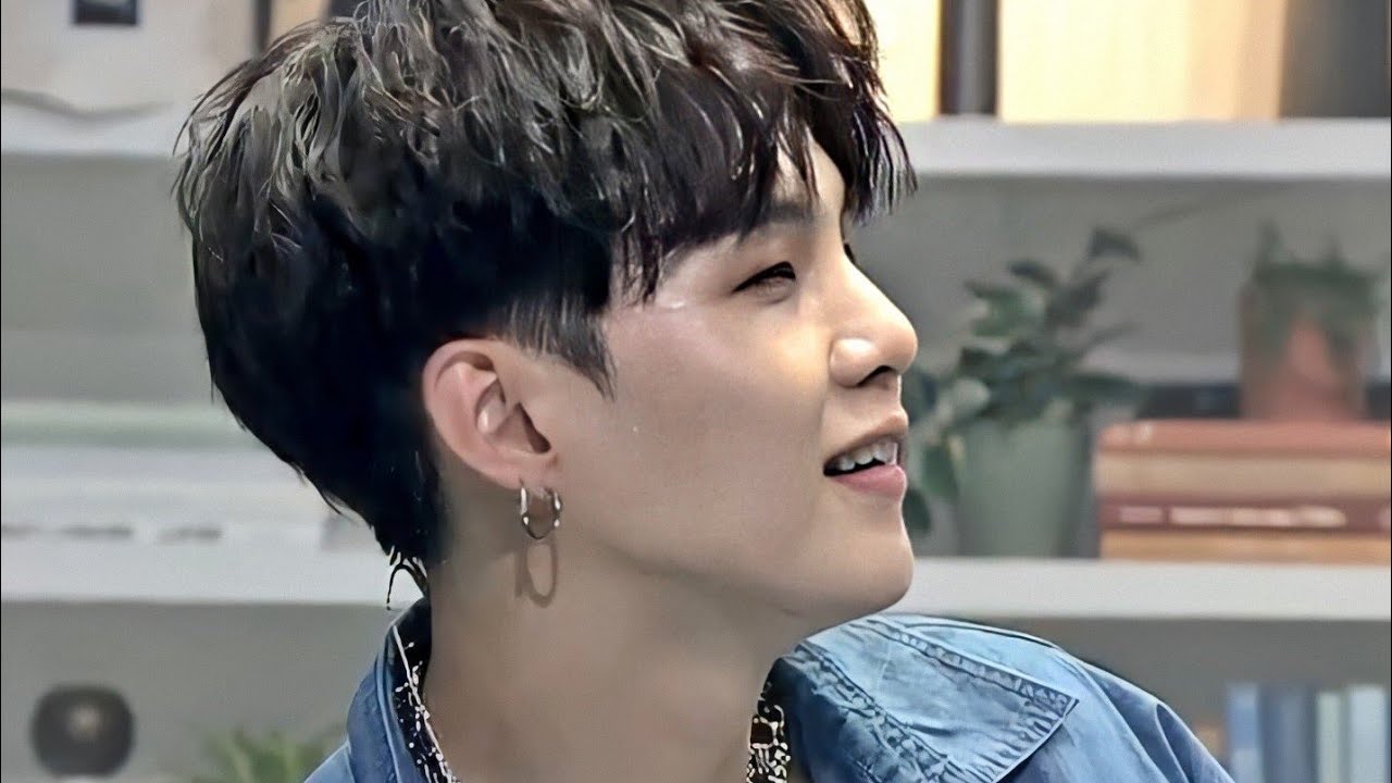 SUGA _ SAVAGE LOVE [ FMV ]