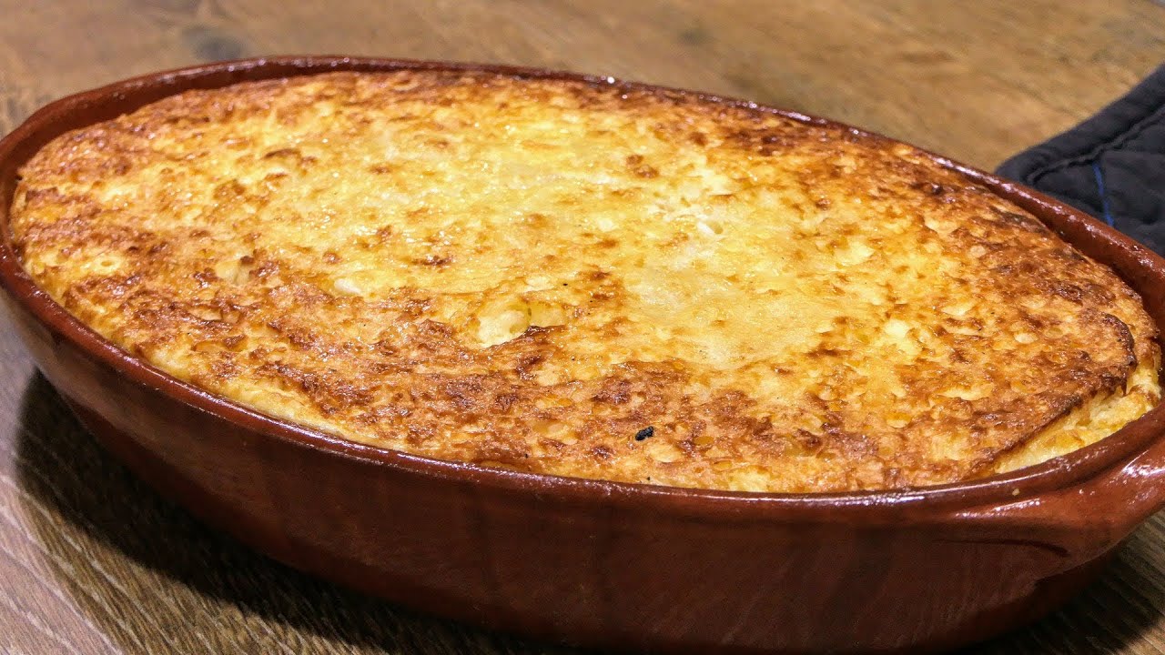 Ленивый завтрак с корочками из теста. Я готовлю этот ленивый пирог с детства.