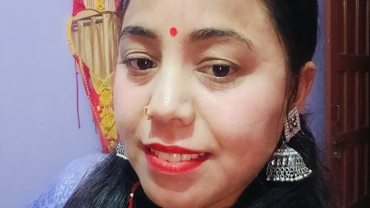 लाइफ चाहे जैसी भी हो चेहरे पर मुस्कान रहनी चाहिए 😘🧿🙏❤🫰