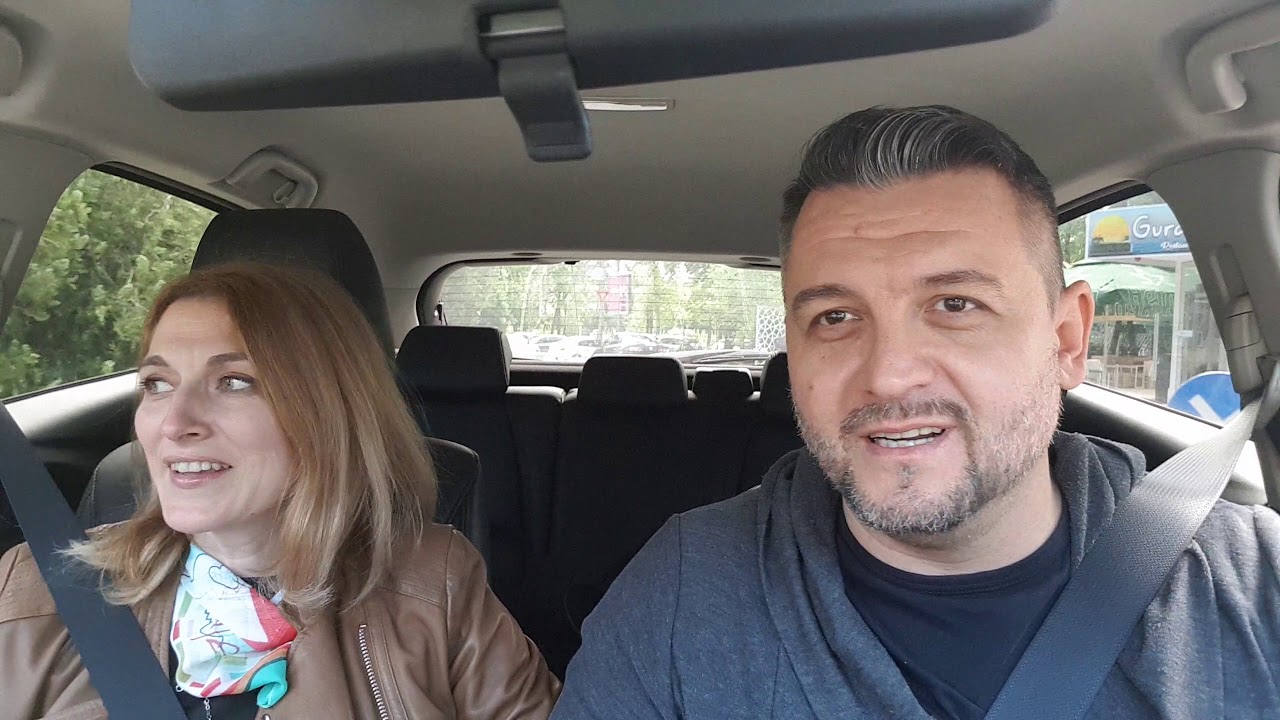 Este Tinder soluția pentru găsirea partenerului?