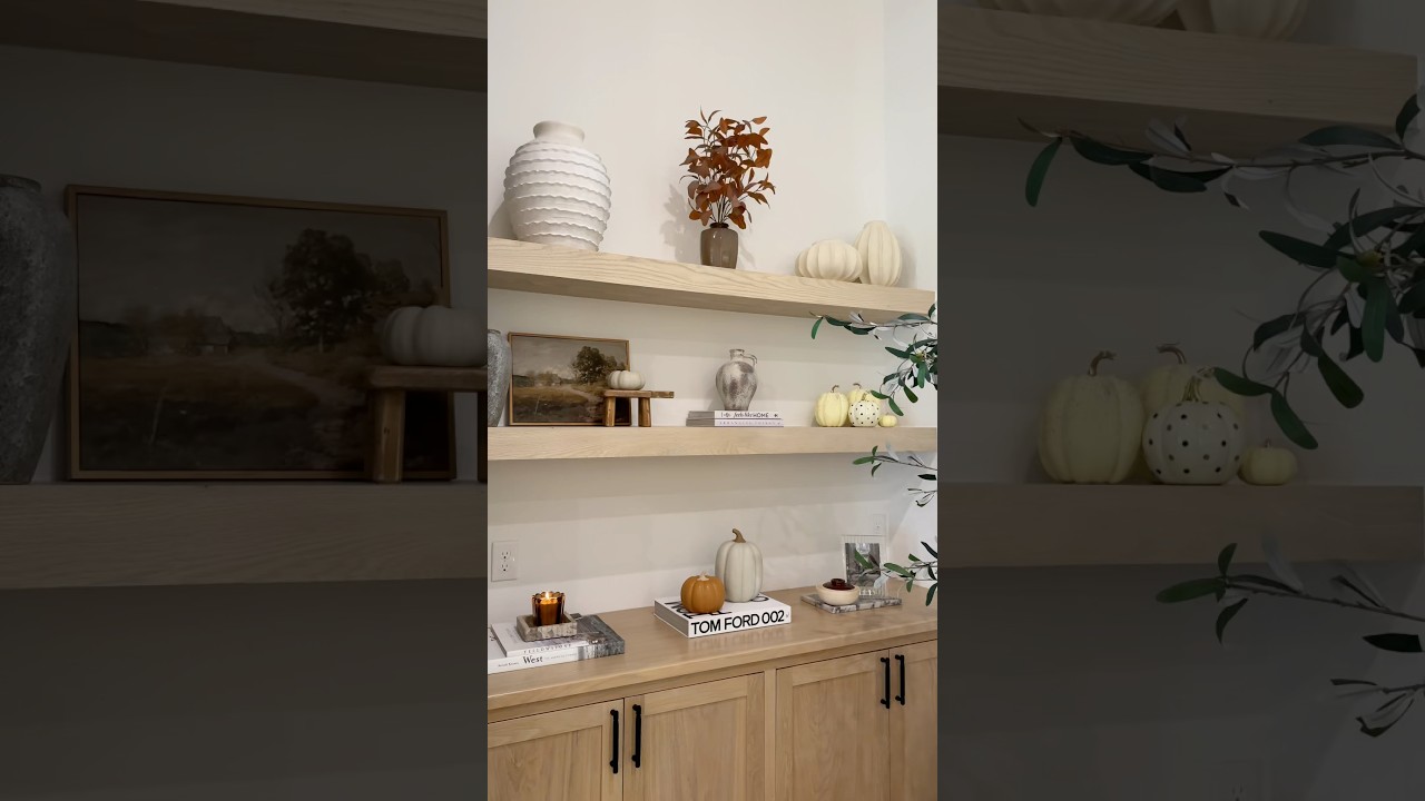 *asmr* decorate my house for fall! 🧸🕯️🍂 #asmr #fall #home #aesthetic #homedecor