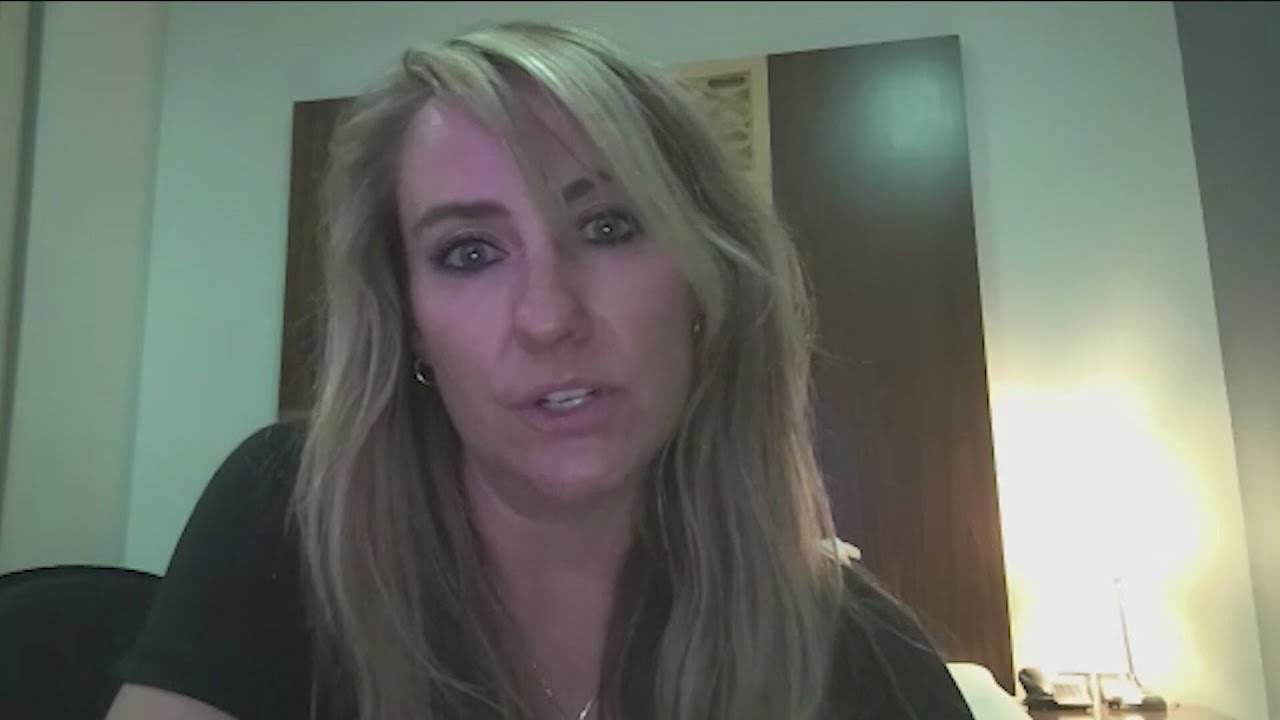 Iowan stuck in Qatar, searching for a way home 