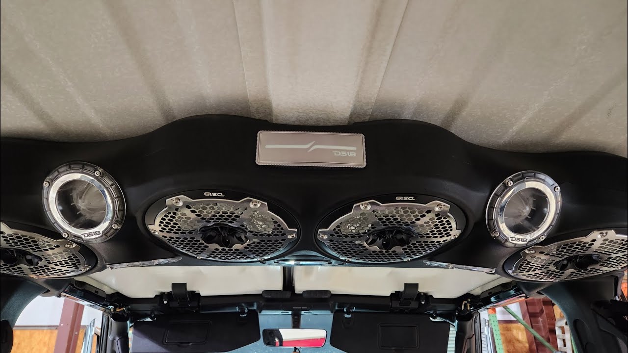 Jeep JL stereo upgrade. Mossy Creek Customs coming back strong.  #welikeitloud @DS18Sound 