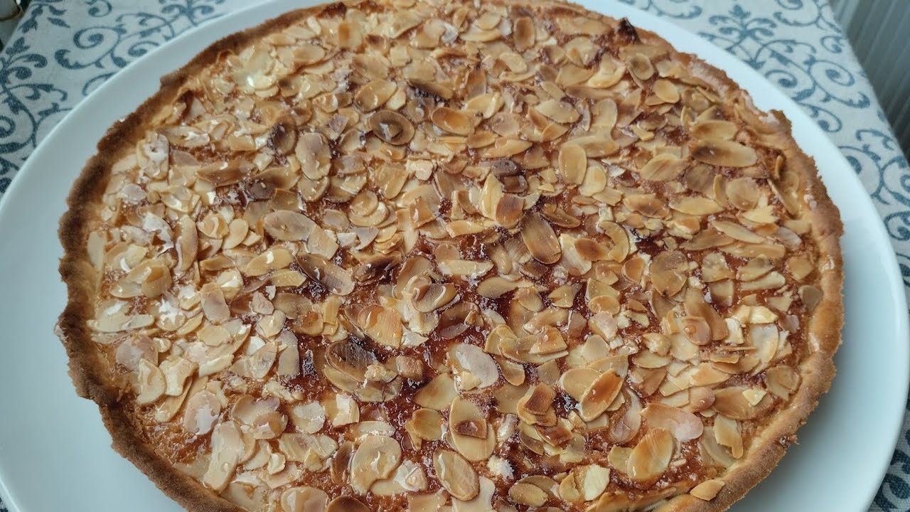طورطة باللوز اقتصادية و لذيذة و سهلة التحضير Tarte aux amandes