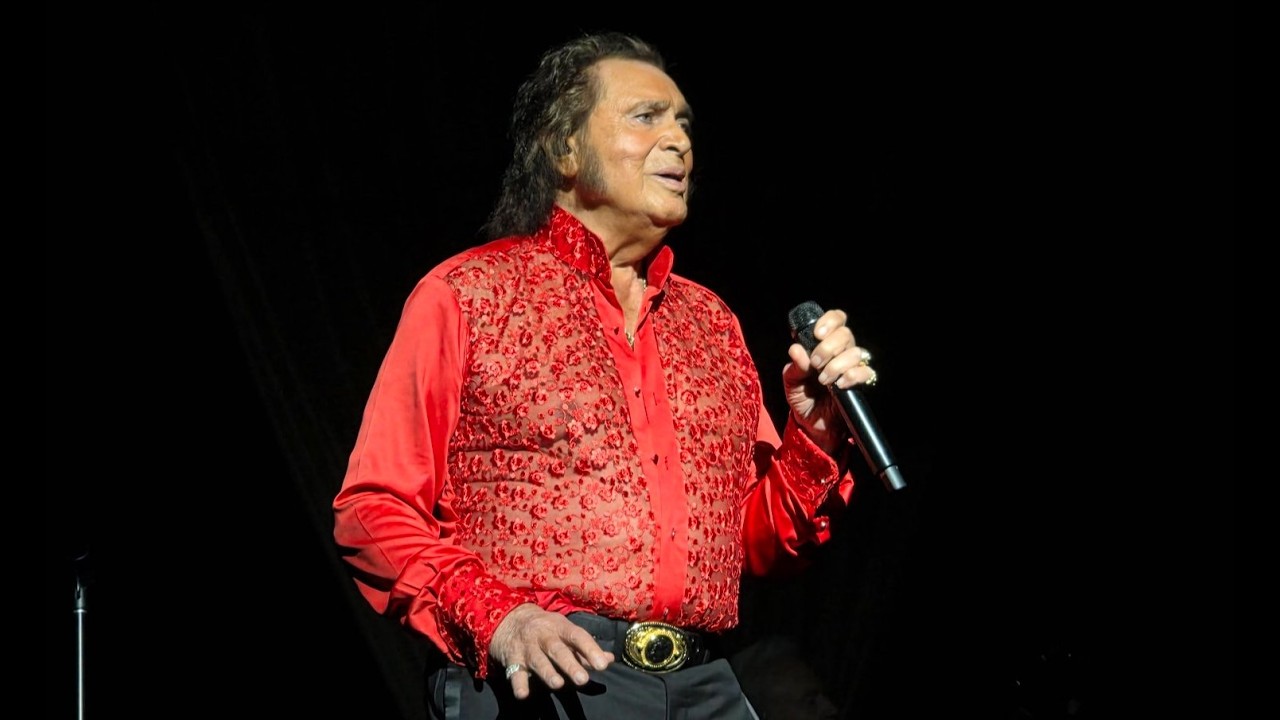 Engelbert Humperdinck Faithfully 2/22/26 Anaheim, CA City National Grove of Anaheim