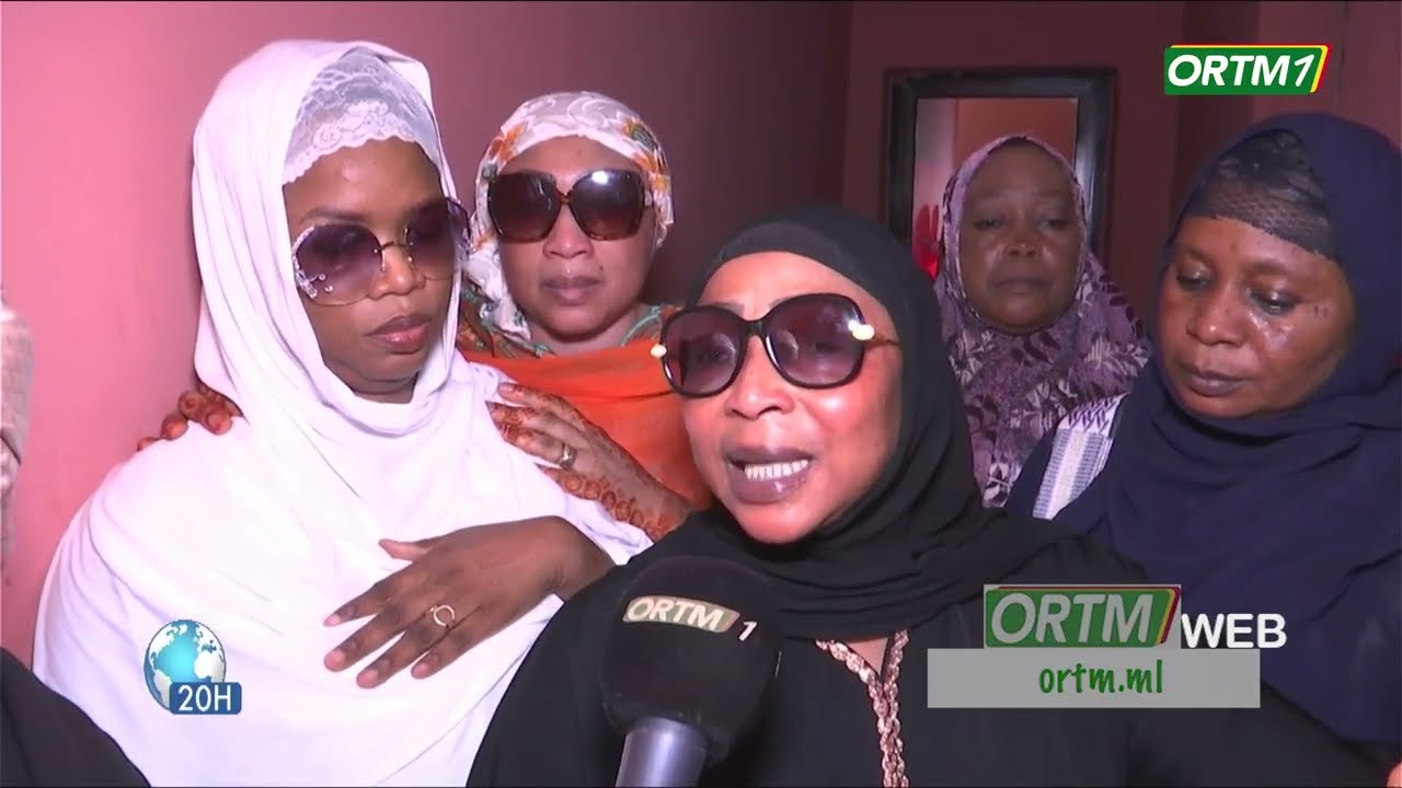 Cérémonie des obsèques du maestro Toumani DIABATE dans la grande famille DIABATE à Toumikorobougou