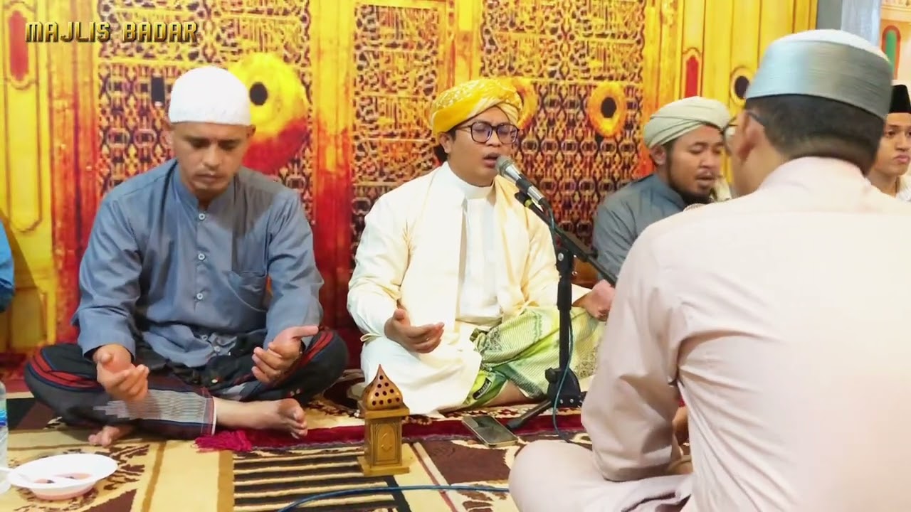 الخاتمة من جالية الكدر لمنشد السيد أحمد محمد علوي المالكي والسيد عباس علوي المالكي