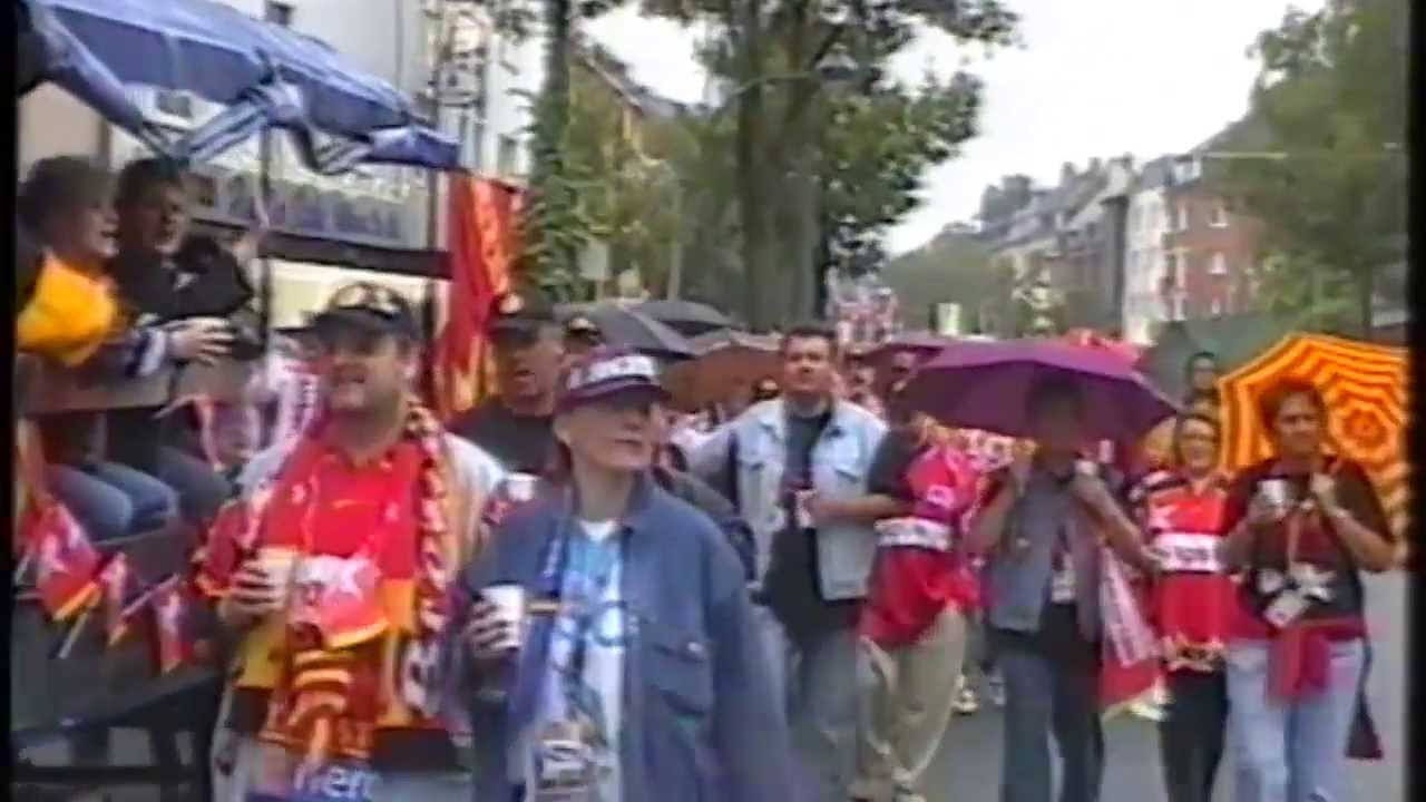 DEG Eishockey-der gro&szlig;e Fanmarsch