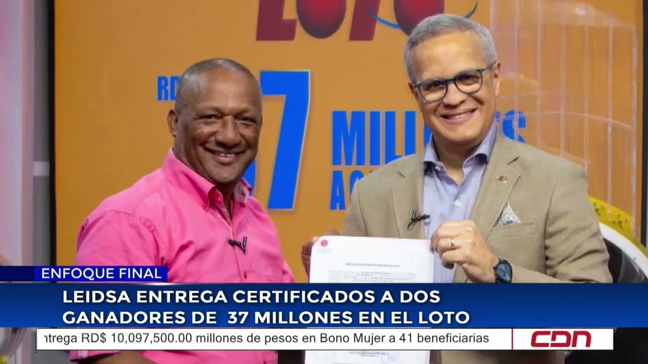 Leidsa entrega certificados a dos ganadores de 37 millones en el Loto