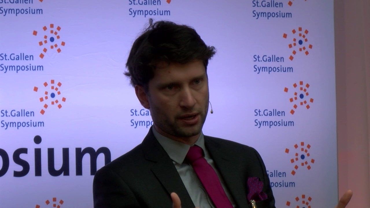 Predicting psychological traits from digital footprints – 47th St. Gallen Symposium