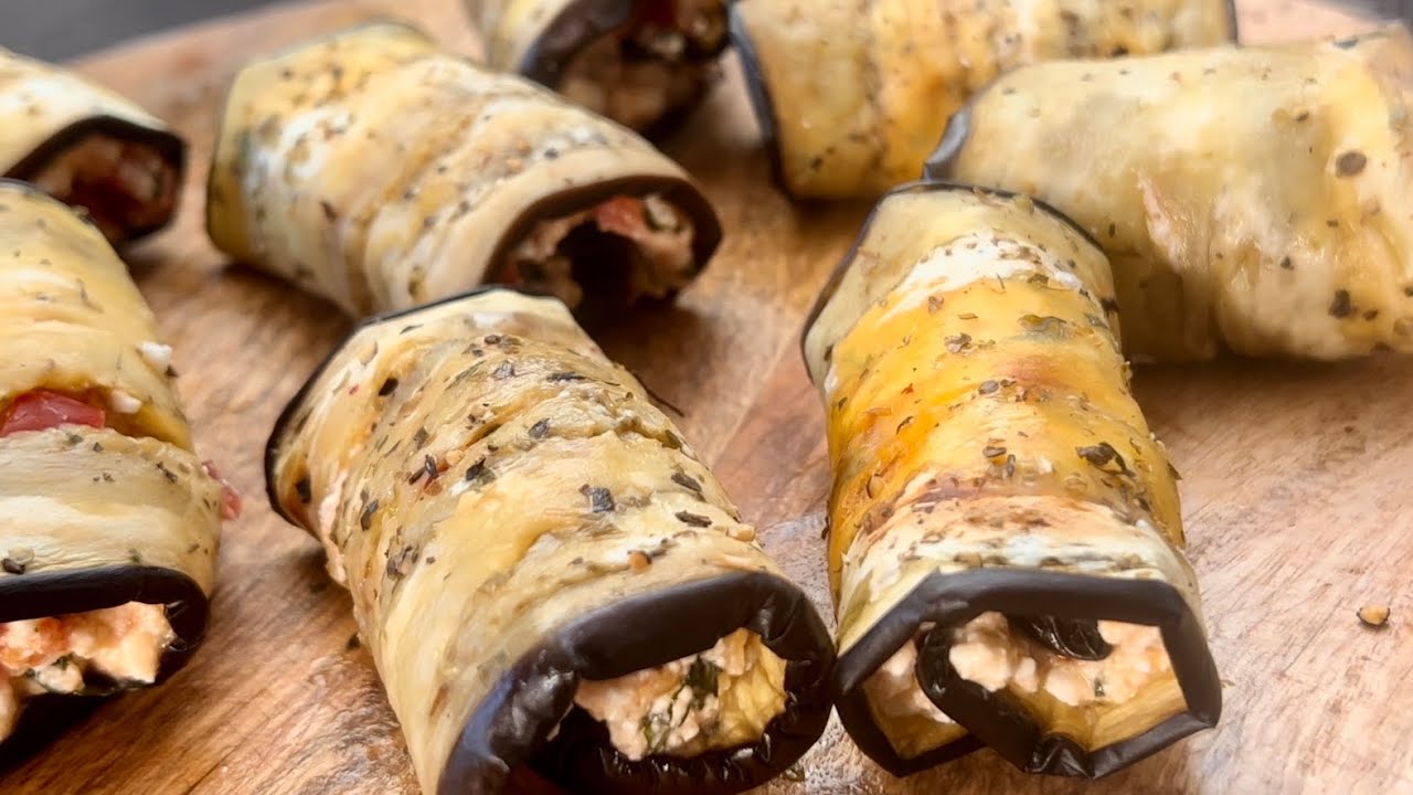 Вкусно и полезно. Когда у вас будет 1 баклажан, сделайте булочки из баклажанов.