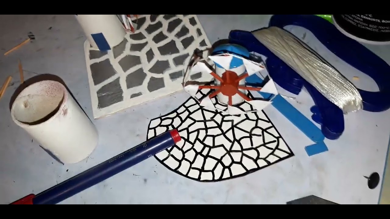 Πως φτιάχνω Ανεμόμυλο . ΧΡΟΝΙΑ ΠΟΛΛΑ ΣΕ ΟΛΟΥΣ