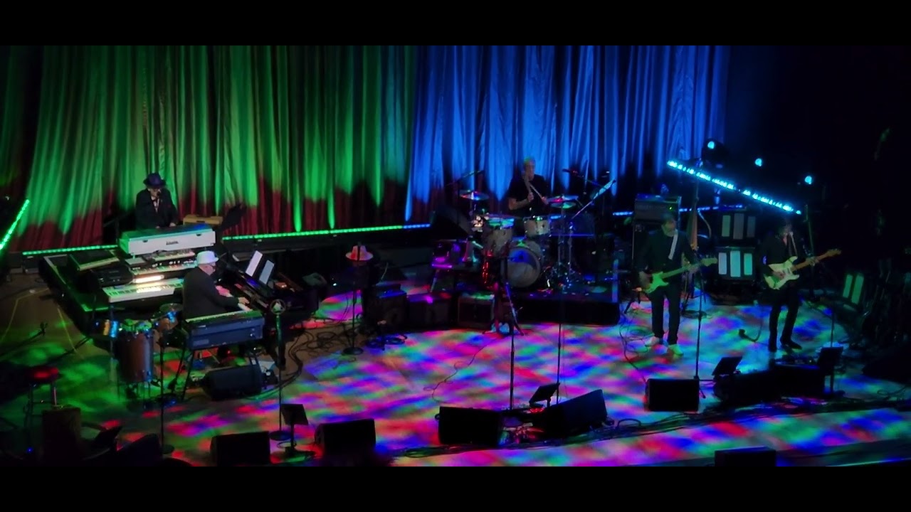 Elvis Costello @ The Orpheum, LA June 22nd 2025 - Everyday I Write the Book
