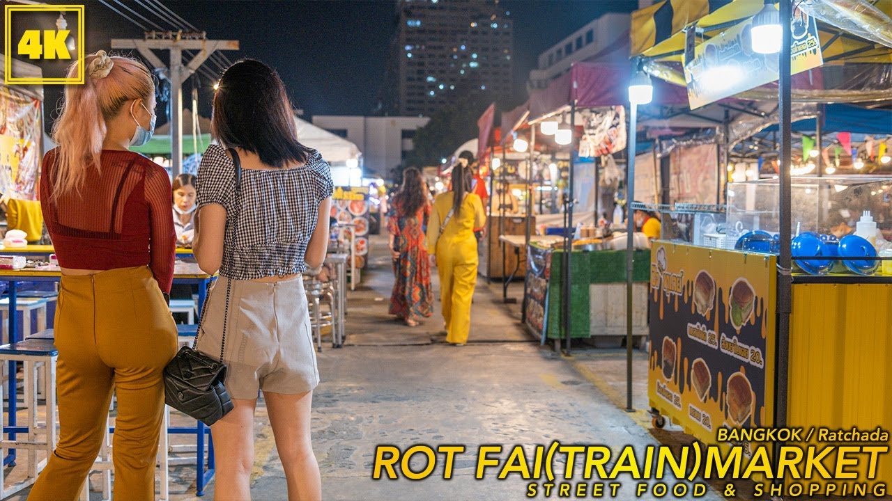 Rachada Rotfai Night Market! Street Food&Shopping （Train Night Market Ratchada)