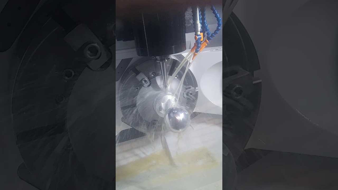 Okuma Genos M460-5AX football world cup Металлообработка 2018