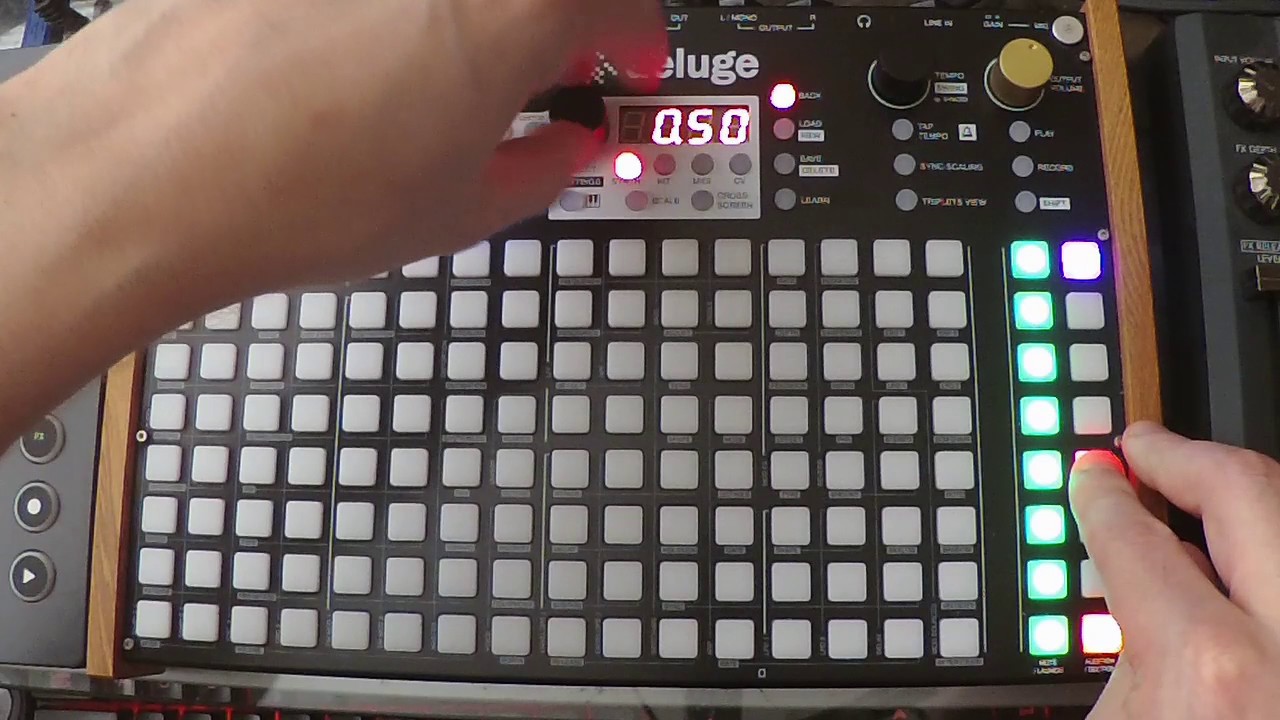 A First Look At FM Synthesis // Synthstrom Deluge Tutorial