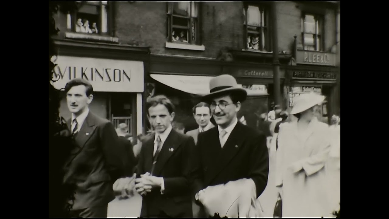 9.5mm Film - Home Movie Dob Lane Failsworth Whit Week Walk - Unitarians Procession 1950