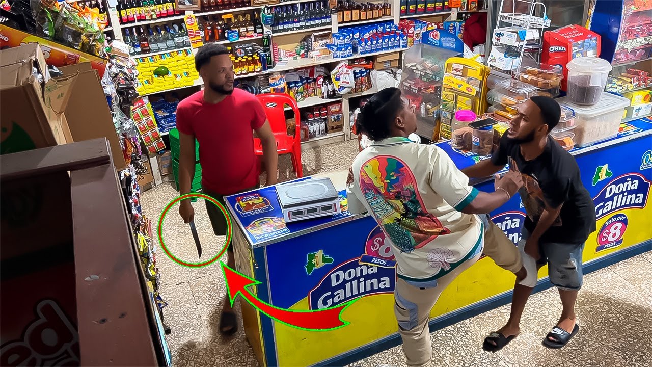 AGREDEN A CHITETV CON UN KUCHILLO(BROMA AL COLMADERO TERMINA MAL)