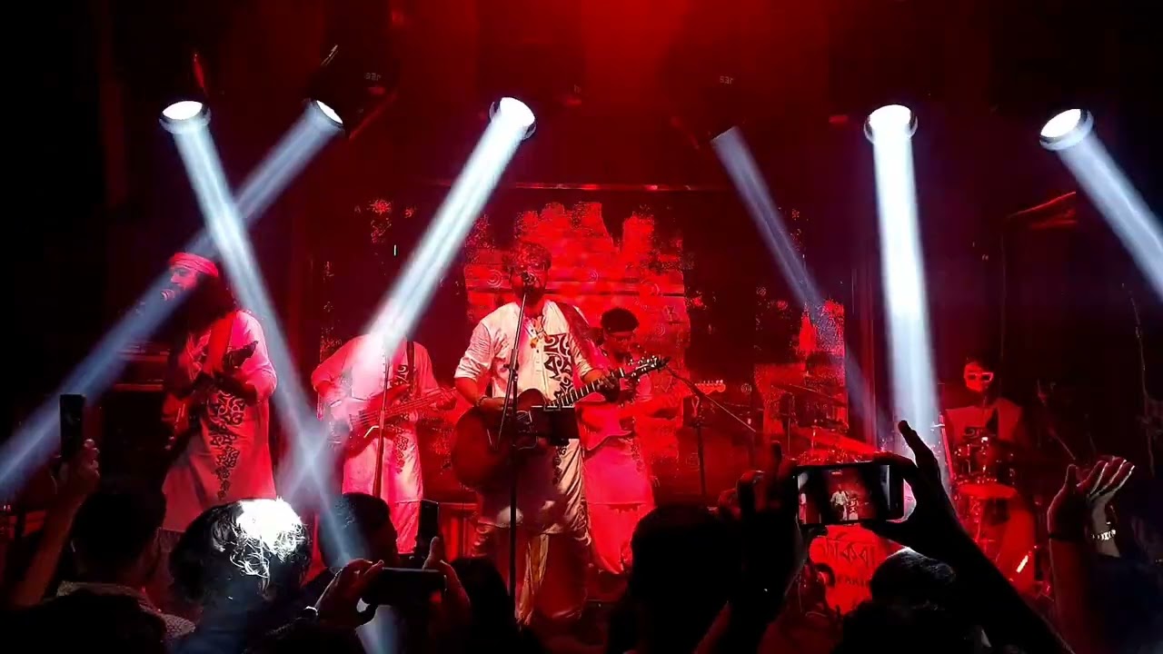 Boro Loker Biti Lo (Ratan Kahar) feat. Timir Biswas - Fakira Live @ Hard Rock Cafe, Kolkata