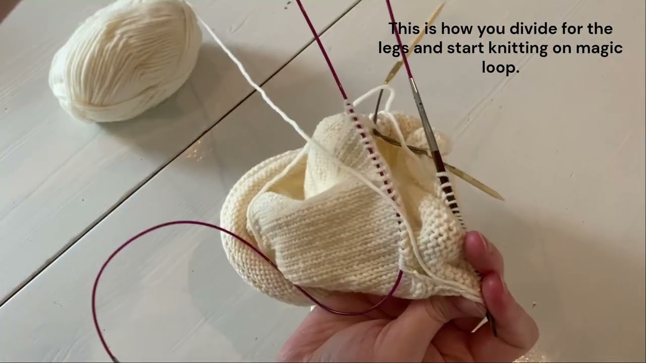 All techniques - the pants in Ellen's Coming home set - pattern by PetiteKnit