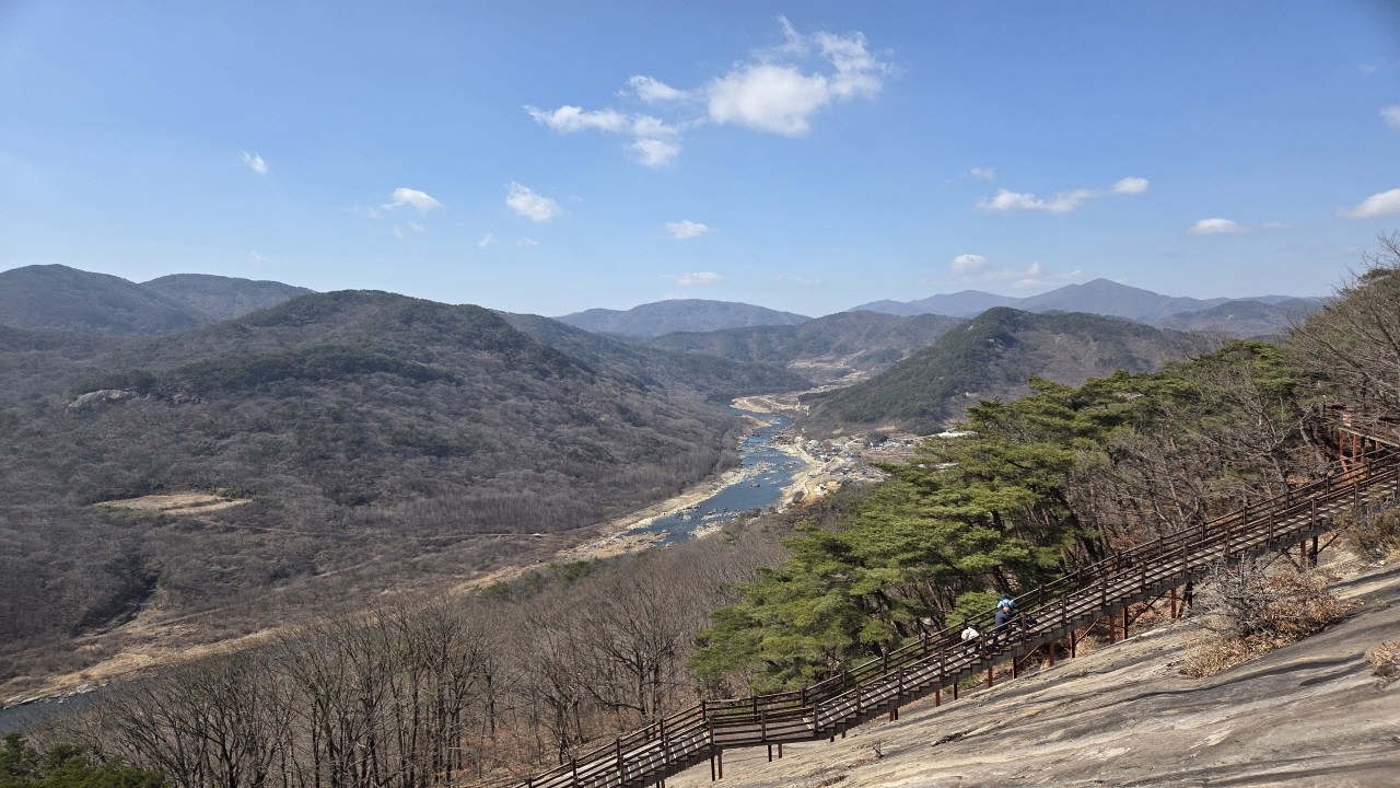 용궐산 하늘길