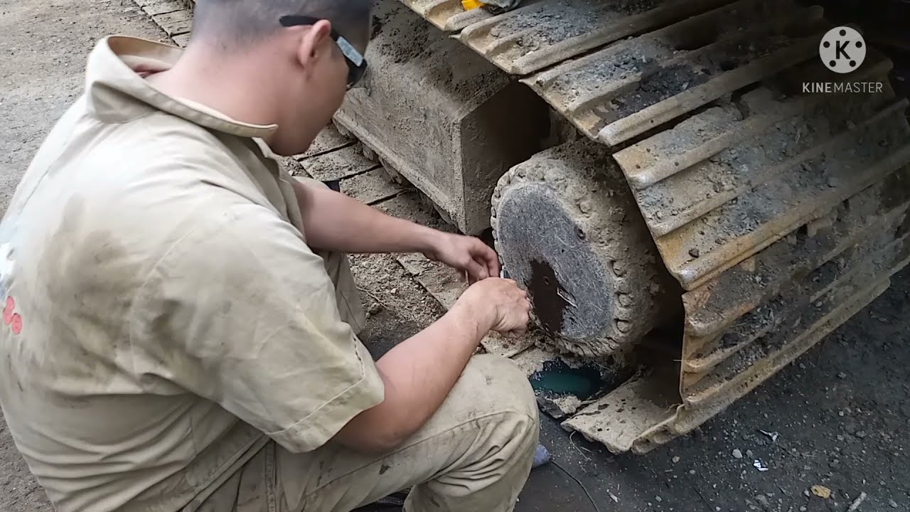 MANTENIMIENTO DE LAS TRASLACIONES,MOTOR DE TRASLACION,Y REDUCTORES DE TRASLACION, EXCAVADORA LONKING