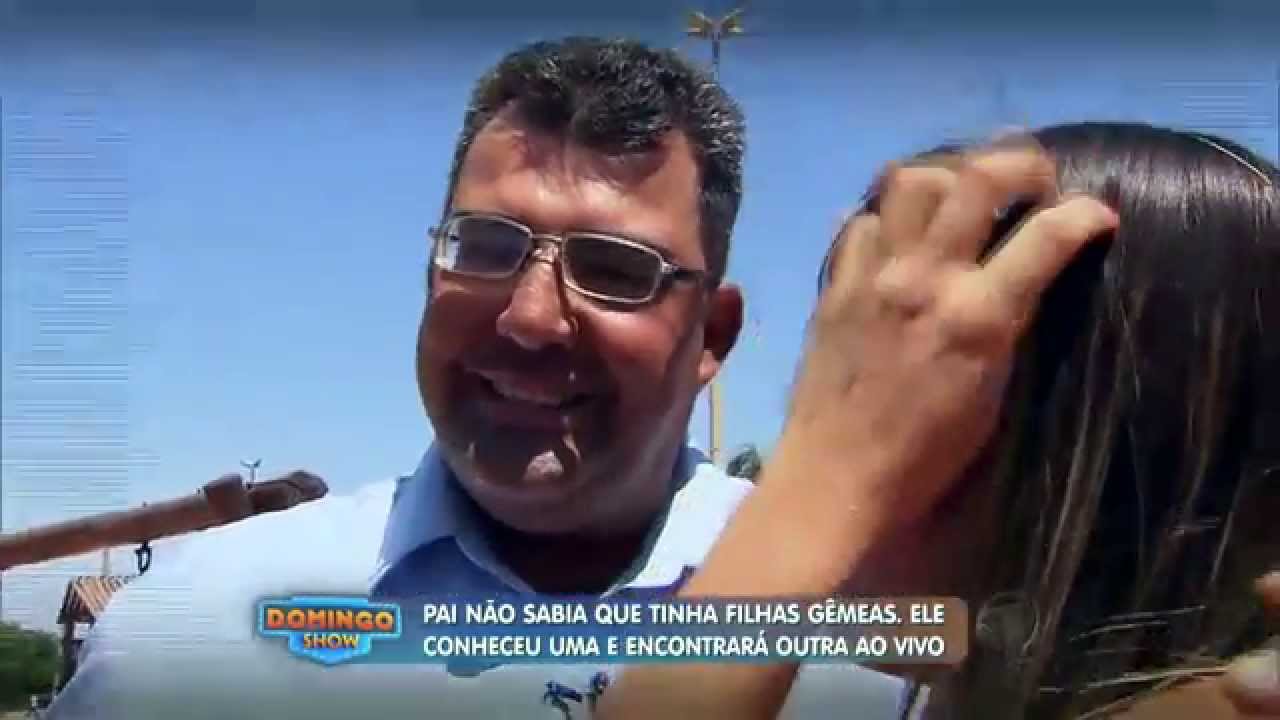 Homem reencontra filha que não via há 24 anos