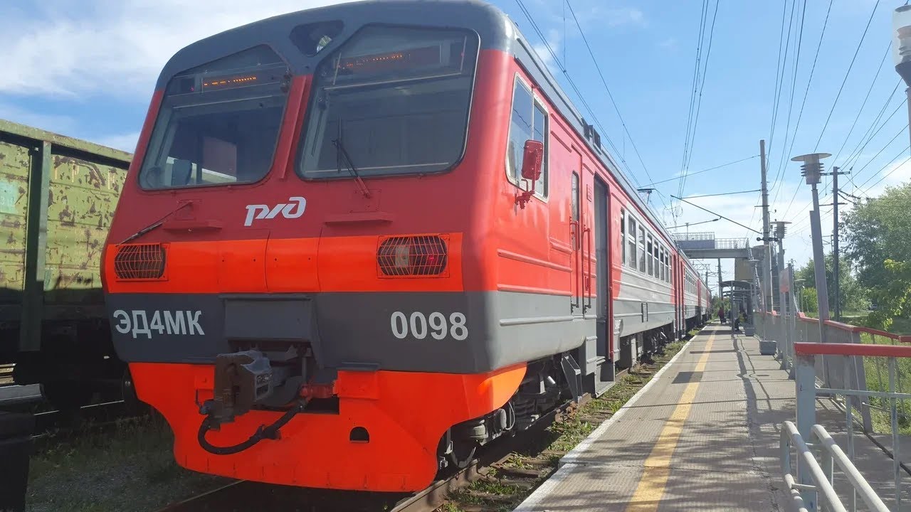 на электропоезде ЭД4МК-0098 от о.п Ботаническая до ст.Керамик