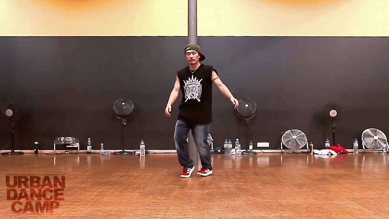 Footwork Demo / Hiro Suzuki Freestyle House Streetdance / URBAN DANCE CAMP