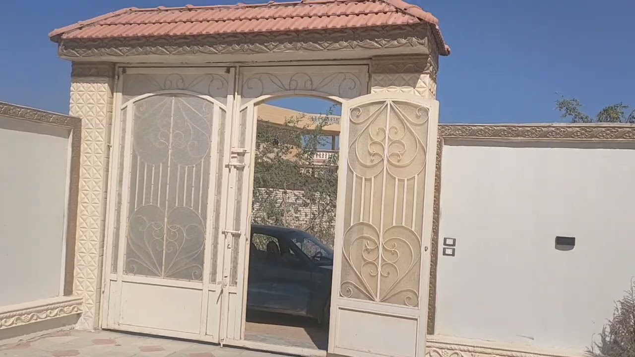 فيلا في العالم الروم والامام مالك في مرسى مطروح للبيع 01279135547