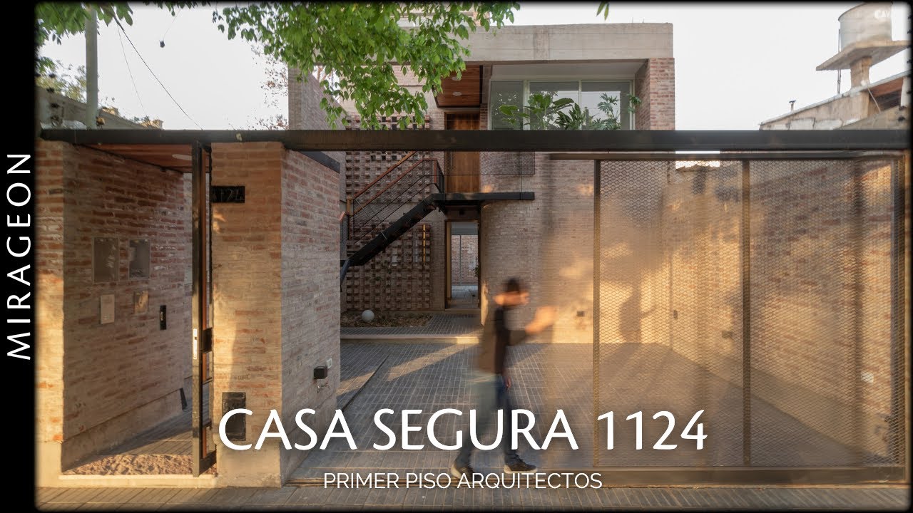 Small Lot House for Two Families | Casa Segura 1124