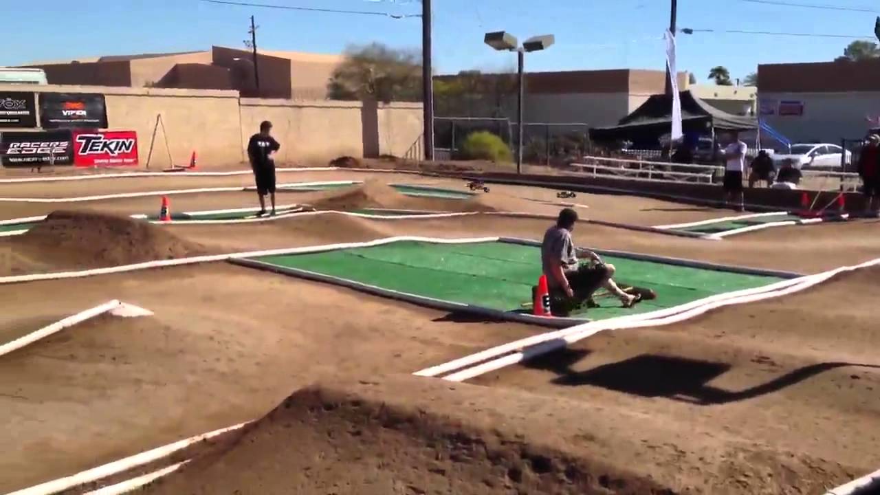 Cactus Classic: Evans & Phend's TLR22T Practice