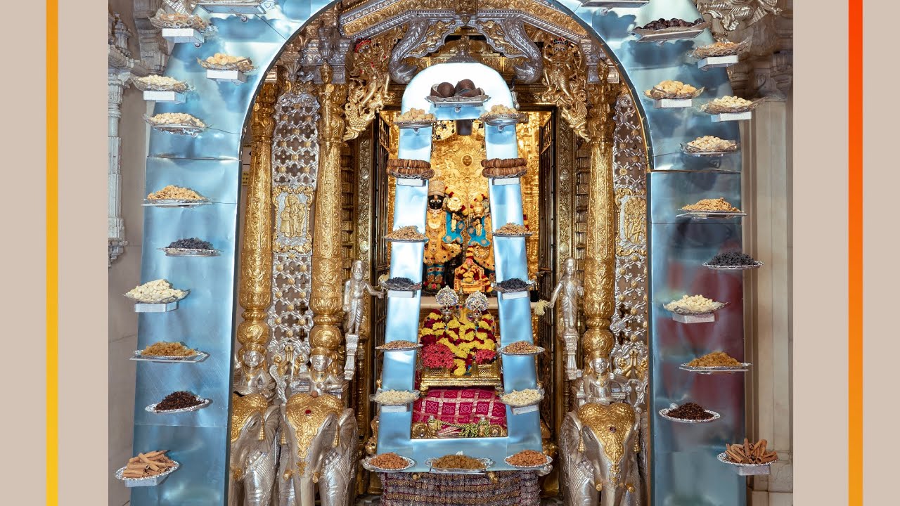 Kalupur Mandir - Hindola Darshan 14/08/2024