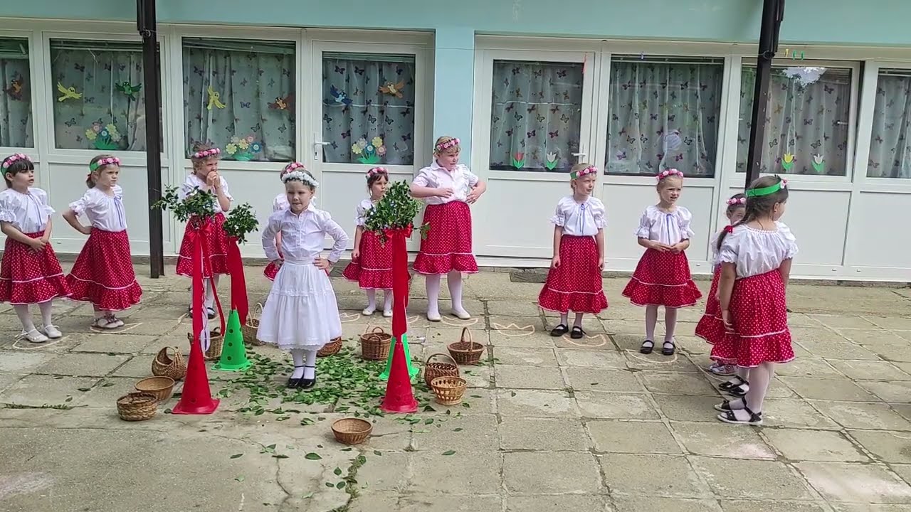 Pünkösdölő a Szent Margit Katolikus Óvodában