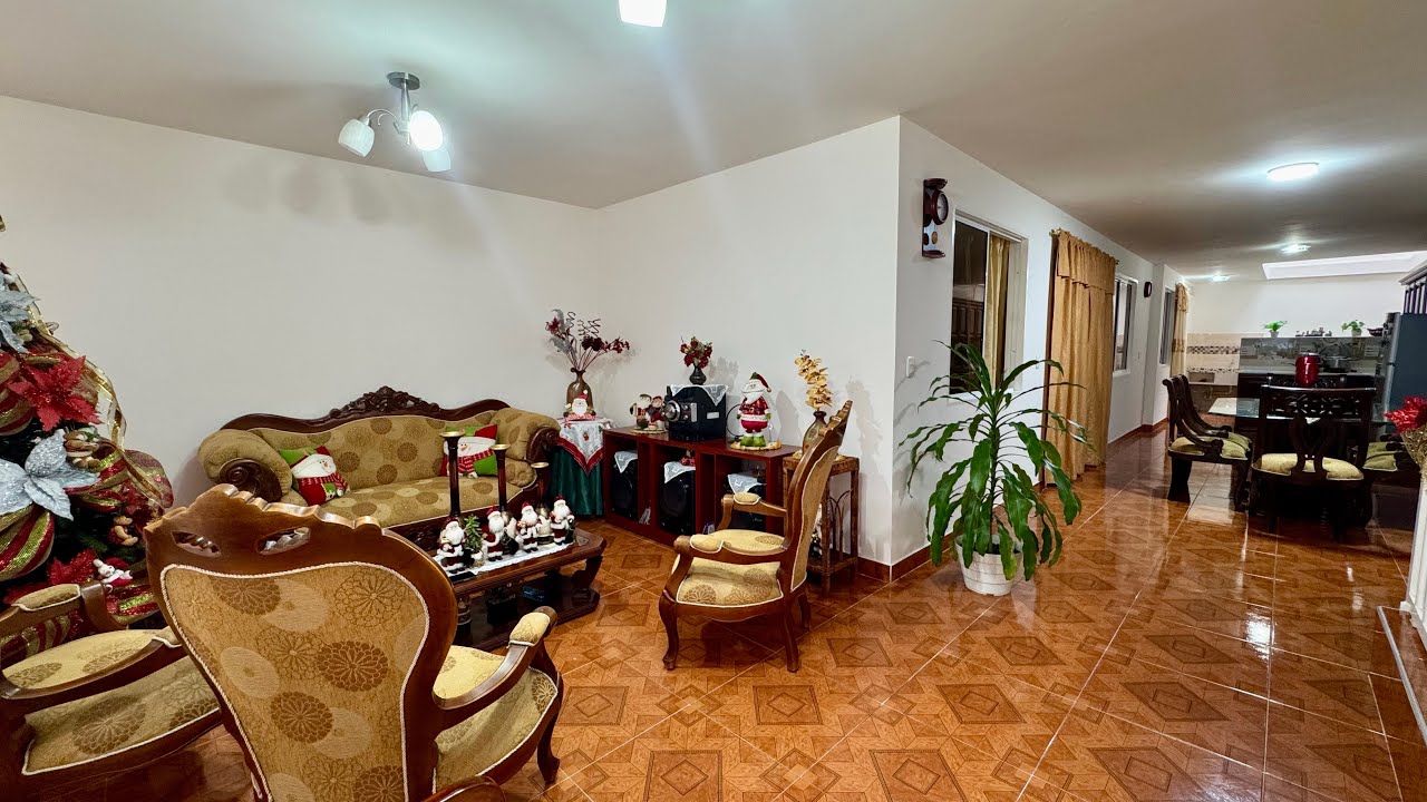 Casa bifamiliar de dos pisos más terraza en venta - Barrio Maria Cano Palmira Valle Colombia
