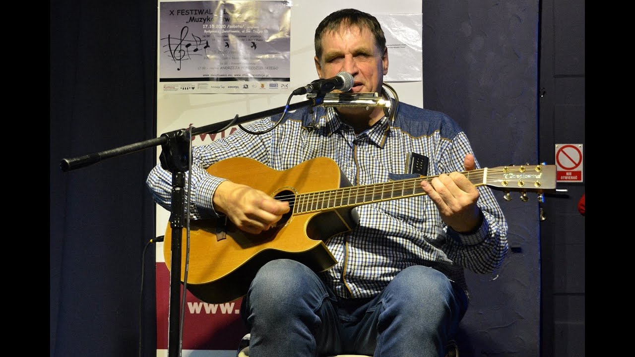 Leszek Kopeć – autorskie kolędy. Fragment koncertu w bydgoskiej Światłowni. 17.12.2021