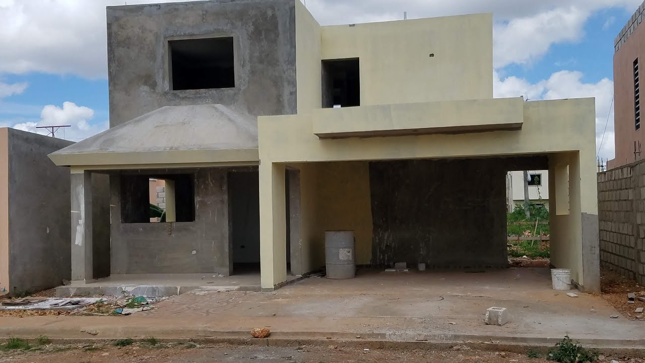 Venta de Casa Grande 170 Metros de 2 Niveles cerca de Autopista de San Isidro Después de las cabañas