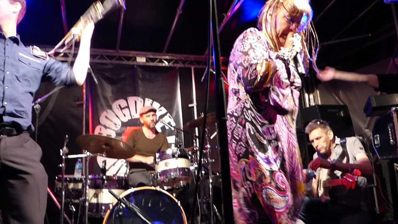 Gina's Band Of Blues (Bogblues Veendam 08-08-2015)