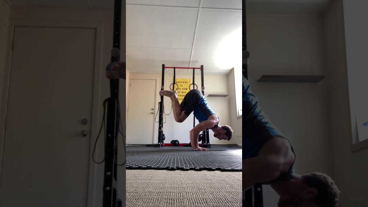 Bent arm hold