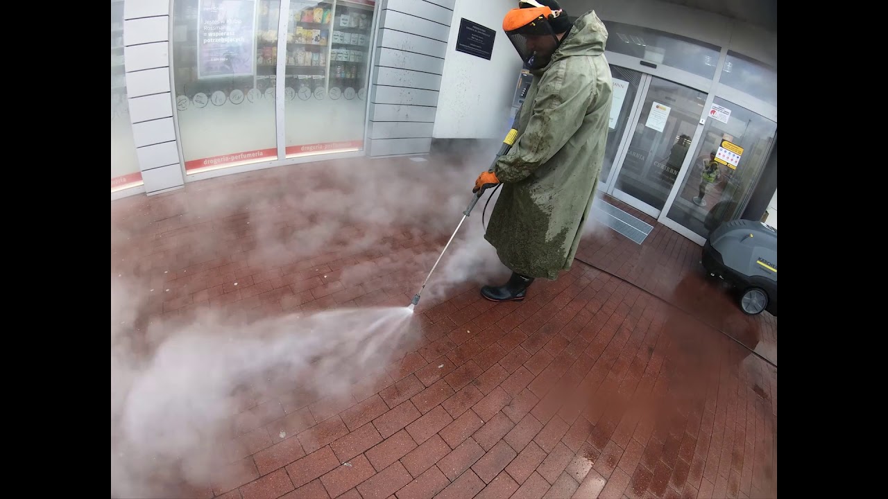CZYSZCZENIE KOSTKI BRUKOWEJ. JAK USUNĄĆ GUMY DO ŻUCIA I TŁUSTE PLAMY ? Alpi-Pro