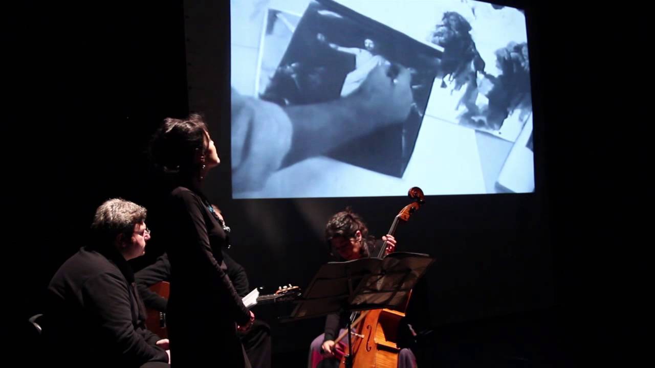La memoria dei vicoli - Intervento musicale dei Neapolis Ensemble