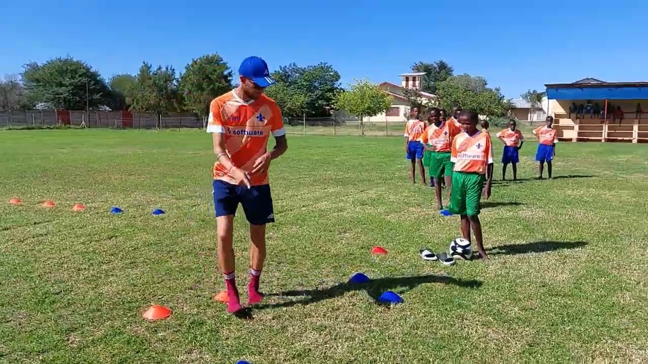 Die Lilien in Okahandja - Der SV Darmstadt in Namibia