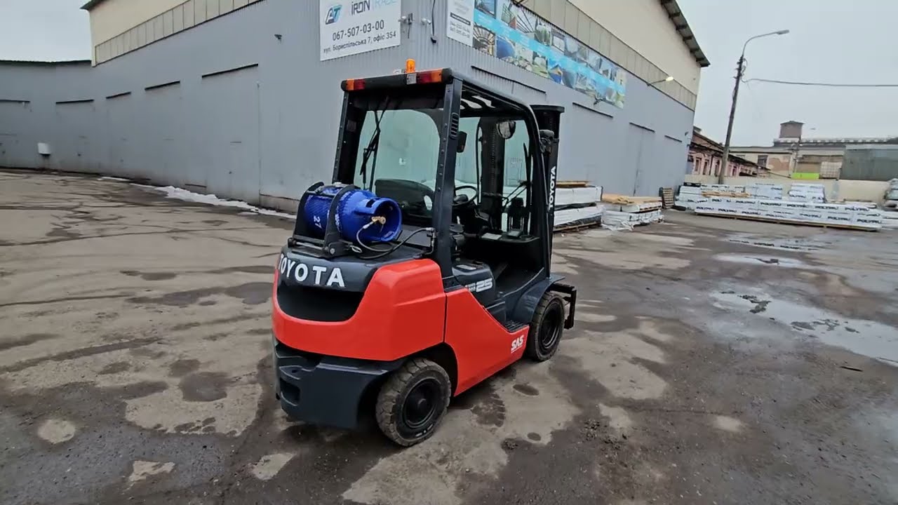 Toyota 32-8FG25. Газ/бензиновий надійний помічник. Популярний запит.