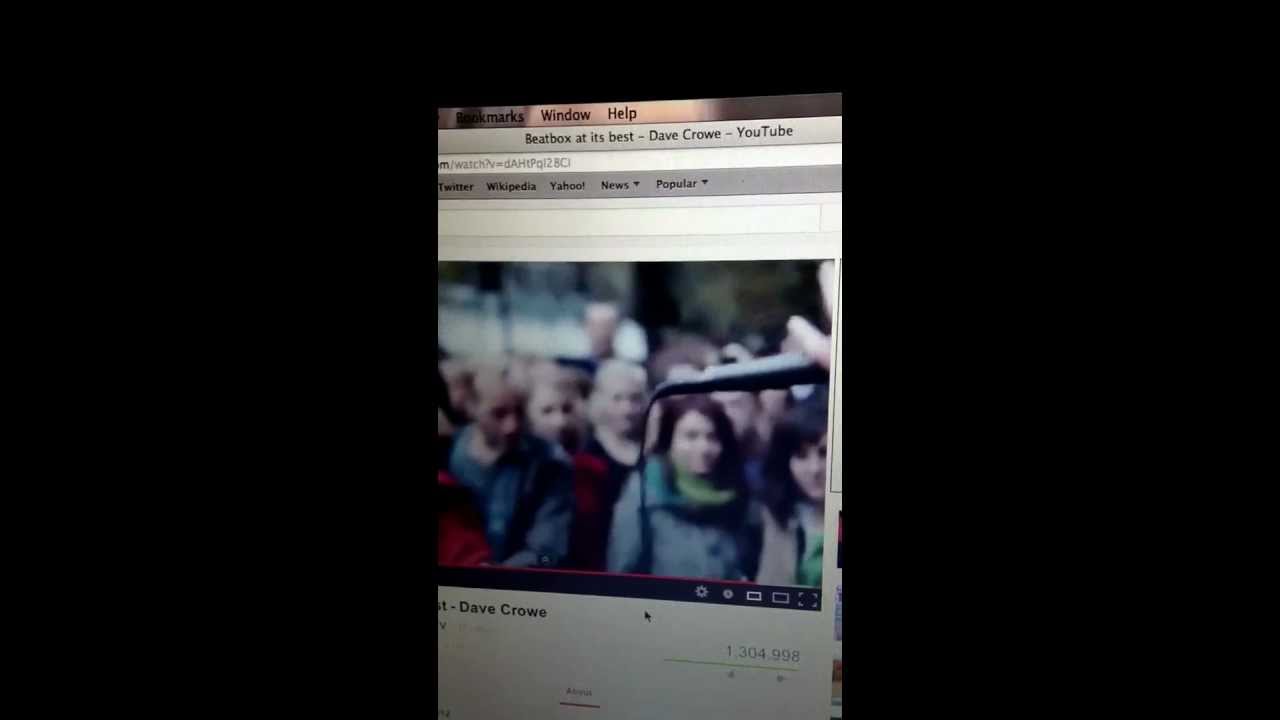 Insane beat boxer!