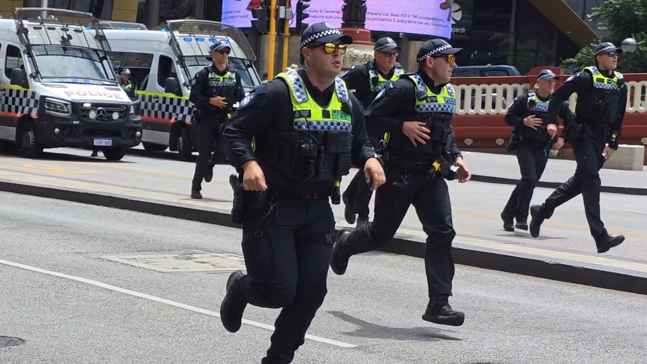 Police Respond to Incident in Forrest Chase - Perth, Western Australia - Australia Day 2026