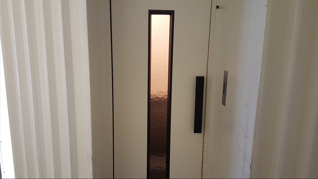 Aufzug Schlieren @Grabenstrasse 47, 7000 Chur, Schweiz