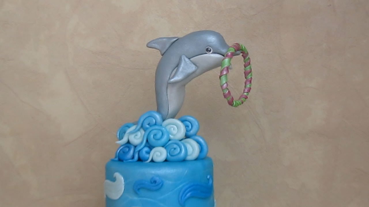 Delfino in pasta di zucchero per torta