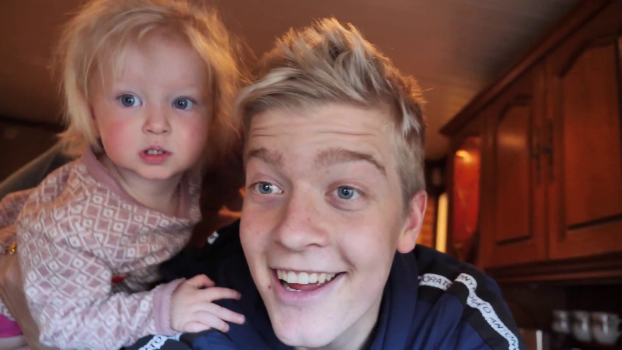 Surprising My Family While Visiting Home In Norway | 𝐒𝟒, 𝐞𝐩𝟏𝟎